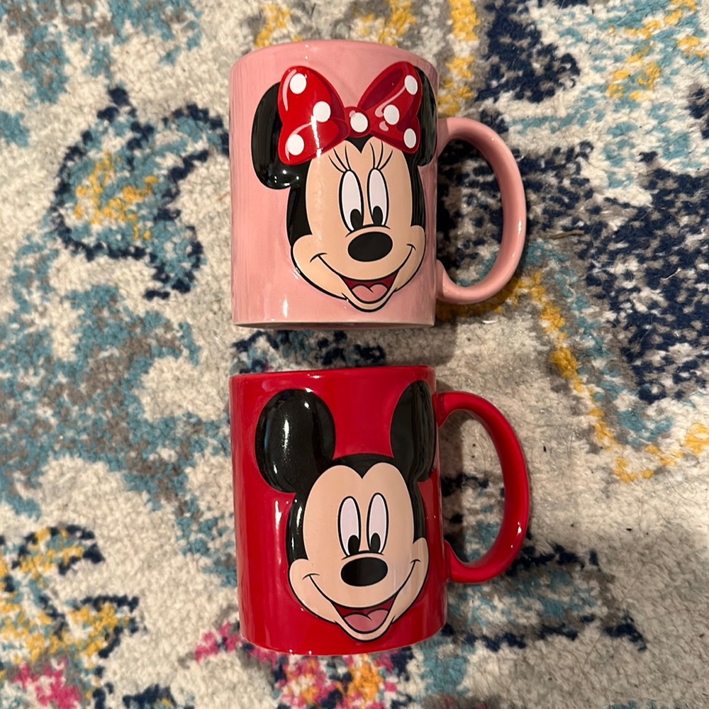 Mickey & Minnie Mug Set Pink & Red by Jerry Leigh